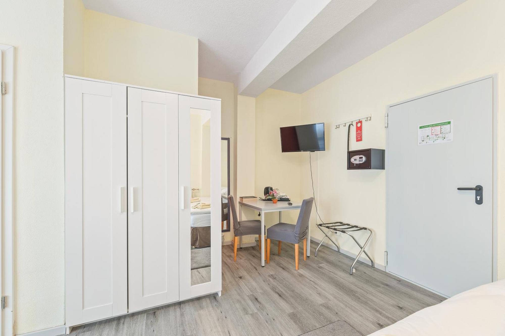 Businesshotel Lemon Suites Self Check-In Messe Airport Mit Kueche - Monteure Willkommen Neuhausen auf den Fildern Zimmer foto