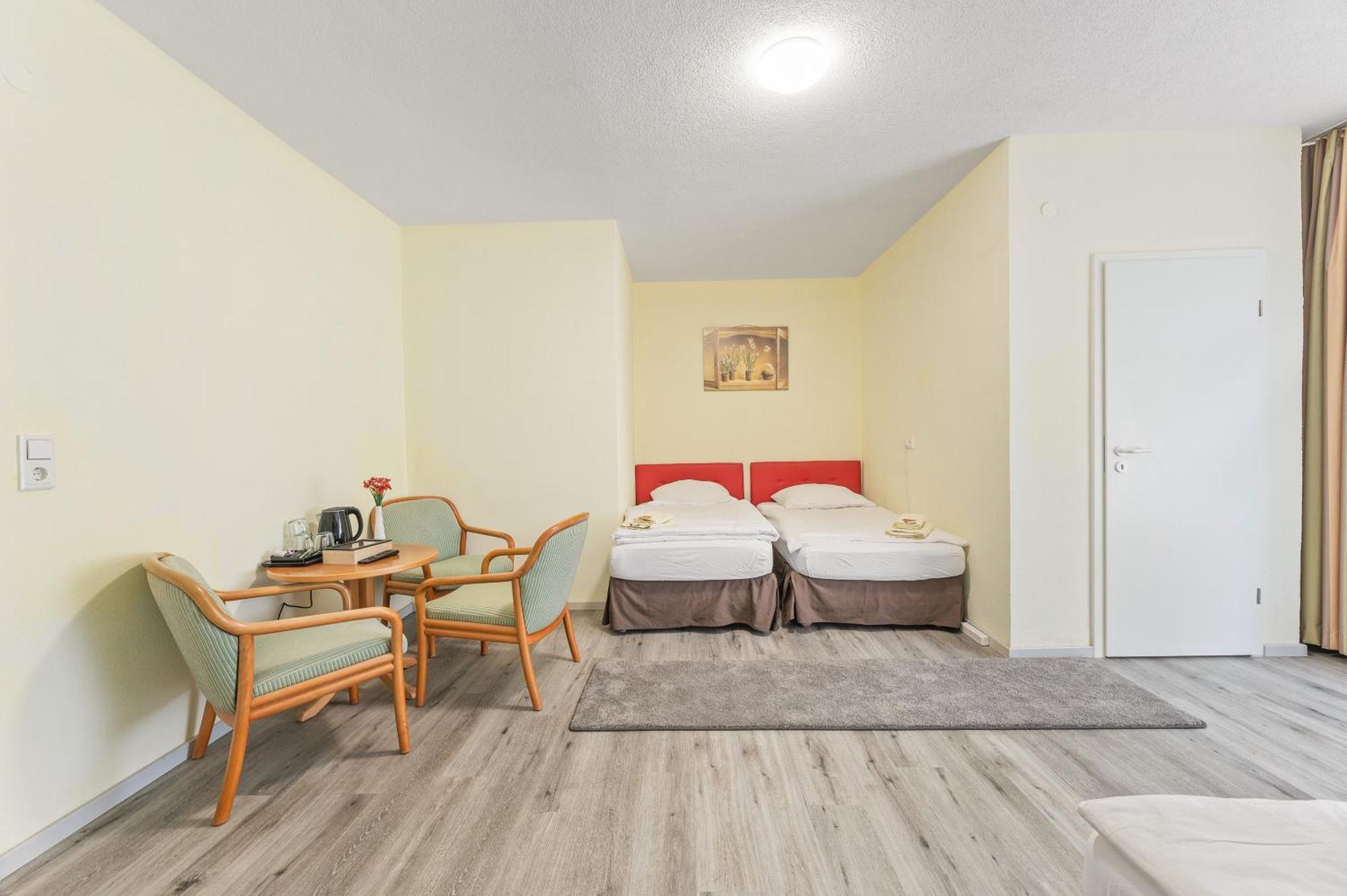 Businesshotel Lemon Suites Self Check-In Messe Airport Mit Kueche - Monteure Willkommen Neuhausen auf den Fildern Zimmer foto