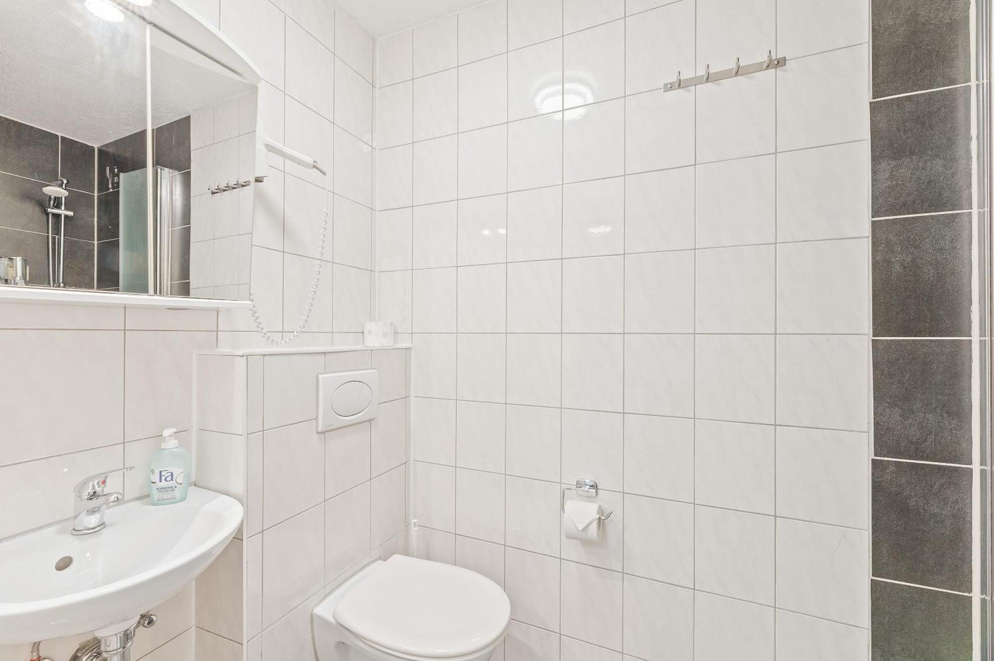 Businesshotel Lemon Suites Self Check-In Messe Airport Mit Kueche - Monteure Willkommen Neuhausen auf den Fildern Zimmer foto
