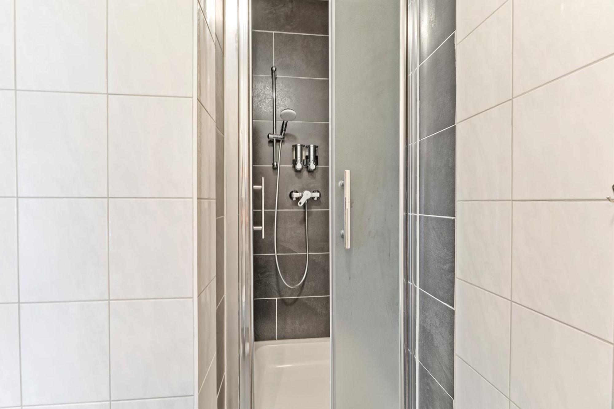 Businesshotel Lemon Suites Self Check-In Messe Airport Mit Kueche - Monteure Willkommen Neuhausen auf den Fildern Zimmer foto