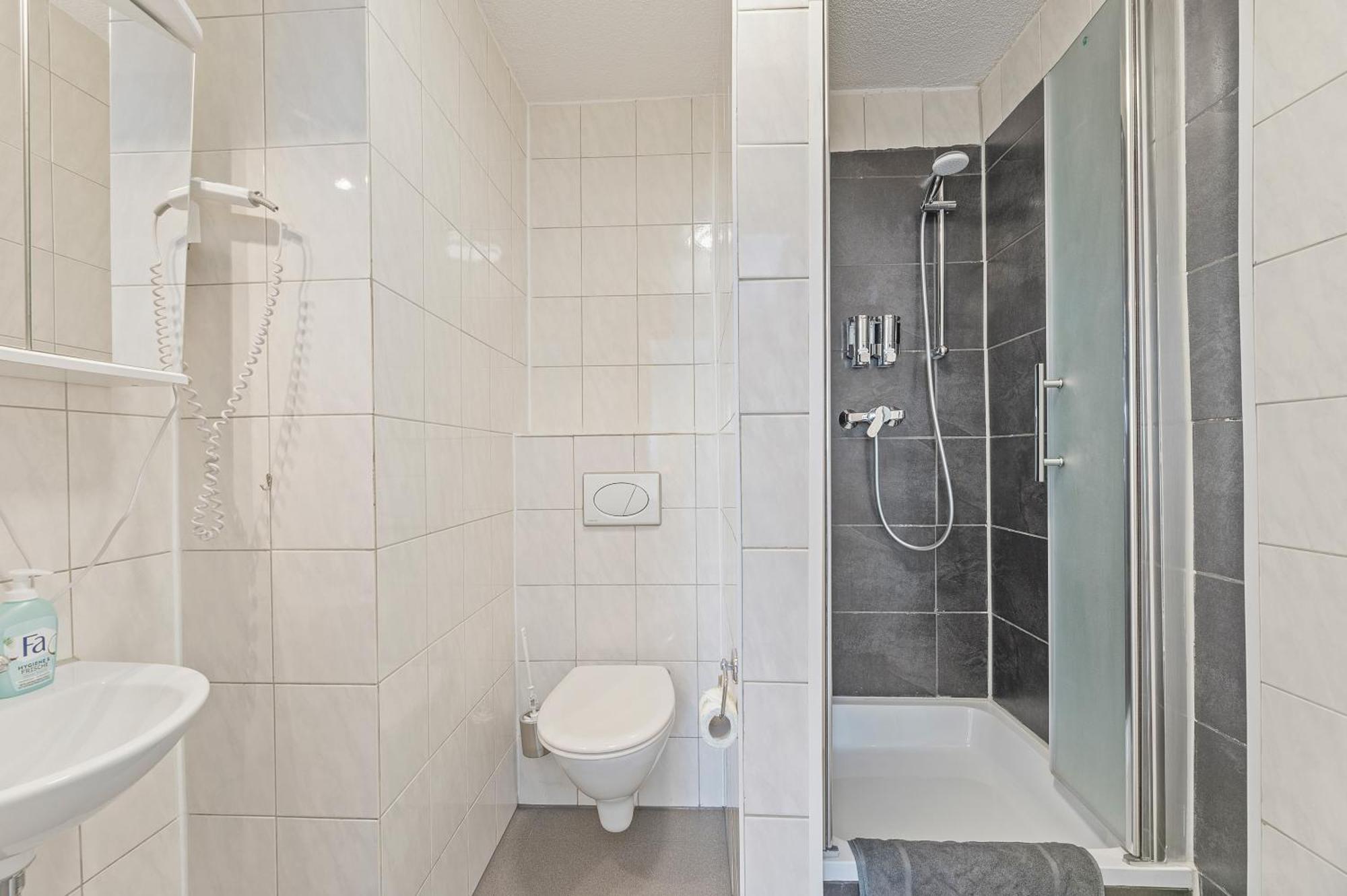 Businesshotel Lemon Suites Self Check-In Messe Airport Mit Kueche - Monteure Willkommen Neuhausen auf den Fildern Zimmer foto